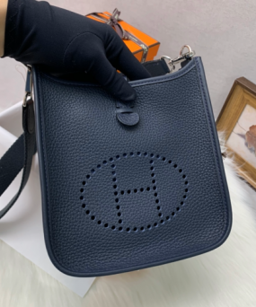 에르메스 미니 에블린16 사파이어블루 은장 끌레망스 가죽